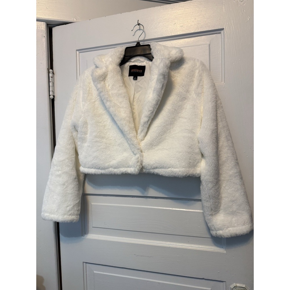 Ambiance Outerwear Faux Fur Cropped Jacket White Fuzzy Fluffy Shrug Coat Size S